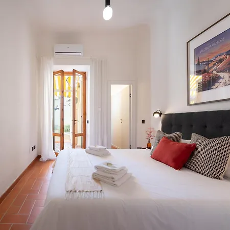 Apartamento Vintage With Private Garden In Florença